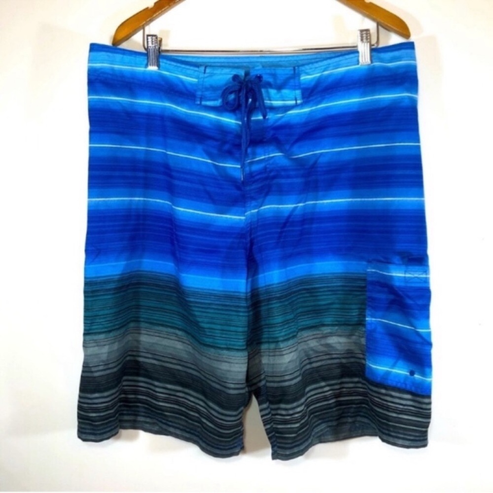 TALOS Men’s Size 36 Swim Trunks Excellent Preowned Condition 10” Inseam